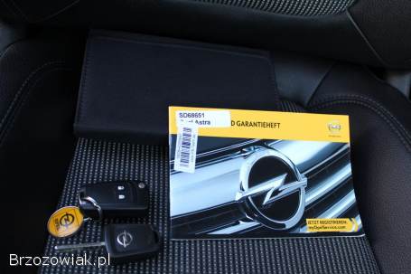 Opel Astra J Sports Tourer  2013