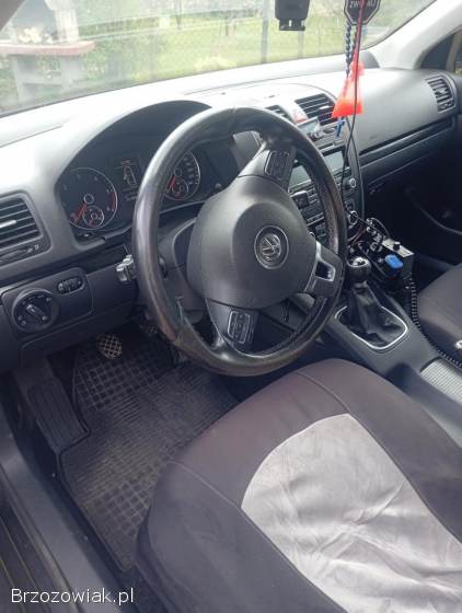 Volkswagen Jetta Sedan 2009