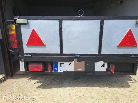 Przyczepka samochodowa