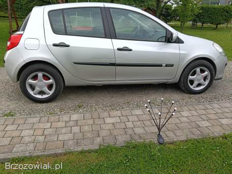 Renault Clio Hatchback  2005