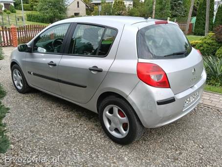 Renault Clio Hatchback  2005