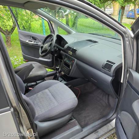 Seat Alhambra 2003