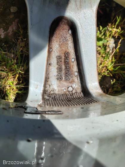Felgi 7J 17 cali 5x114,  3 mazda 2,  3,  6 honda,  hiundai,  bez opon lub z oponami