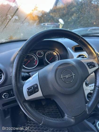 Opel Corsa D 2012