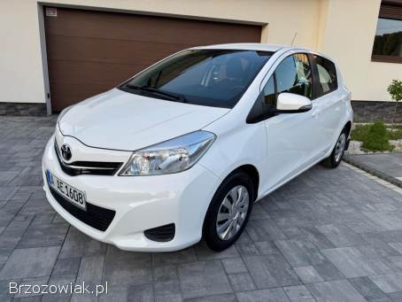 Toyota Yaris 5-Drzwi Benzyna  2013