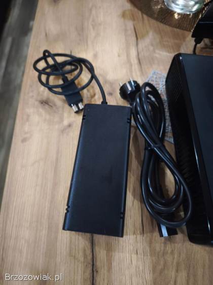 Xbox 360 SLIM Trinity RGH,  HDD 500GB!  +GRY+ 2x Pad + Zasilacz + Kinect!