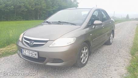 Honda City W dobrym stanie  2007