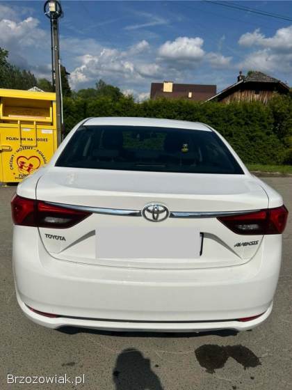 Toyota Avensis 3 2015