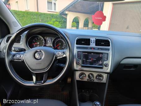 Volkswagen Polo Polift 1,  0mpi 2015