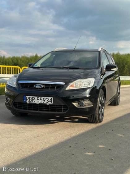 Ford Focus 1,  6 16v Benzyna  2009