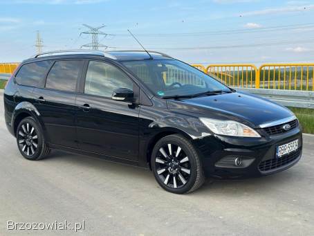 Ford Focus 1,  6 16v Benzyna  2009