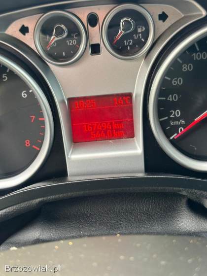 Ford Focus 1,  6 16v Benzyna  2009