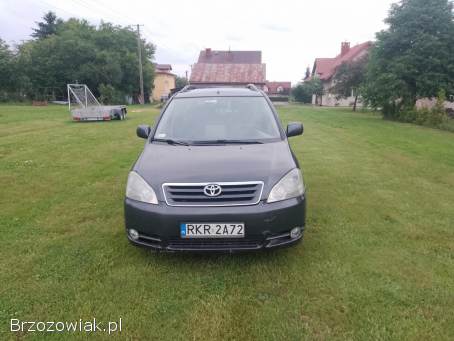 Toyota Avensis Verso 2002
