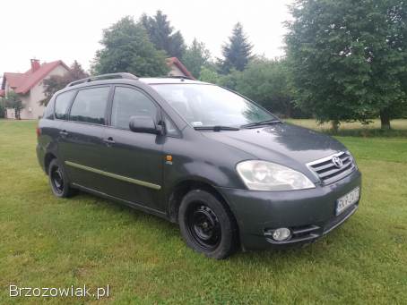 Toyota Avensis Verso 2002