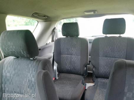 Toyota Avensis Verso 2002