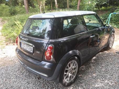 Mini Cooper R50 2004