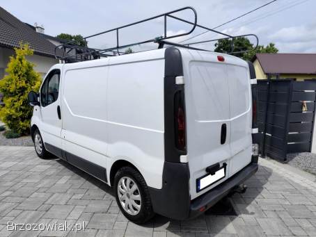 Opel Vivaro 1.  9 2004 Rok Zadbane