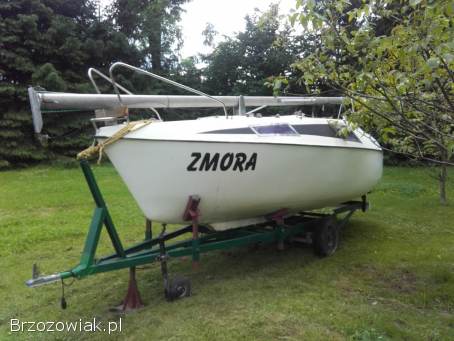 Sprzedam żaglówkę