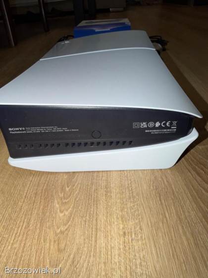 PlayStation 5 Slim 1TB z napędem + 2 pady + Split Fiction