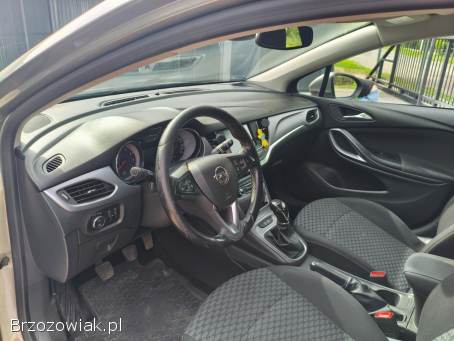 Opel Astra 2016