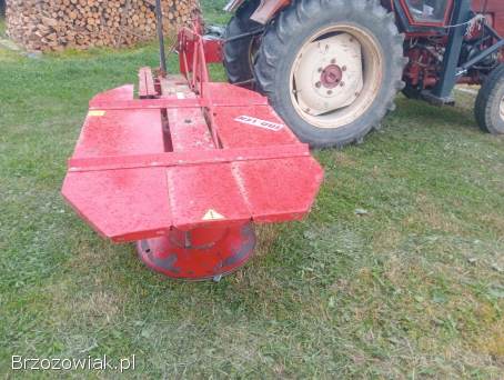 Kosiarka rotacyjna 135 na trybach skośnych prawie nowa
