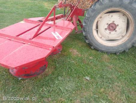 Kosiarka rotacyjna 135 na trybach skośnych prawie nowa