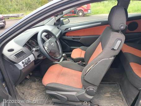 Opel Astra 1.  7CDTI 101km 06 2006