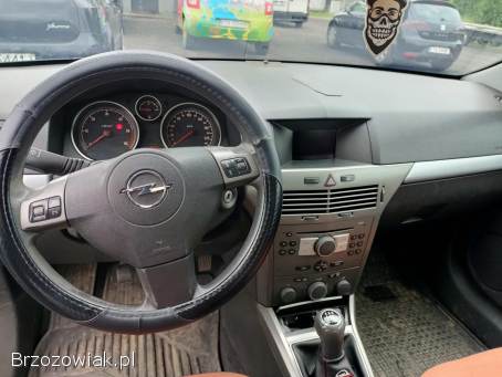 Opel Astra 1.  7CDTI 101km 06 2006