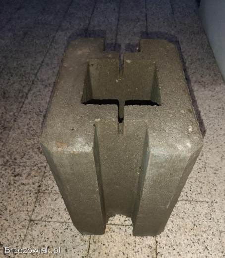 Sprzedam łączniki do podmurówki – 30 szt.