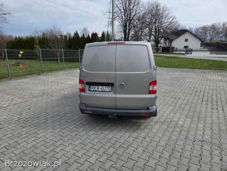 Volkswagen T5 2.  0 tdi 2011