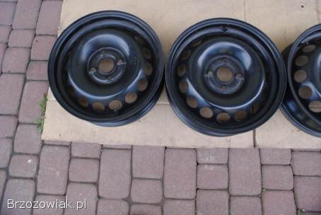 Felgi Stalowe TOYOTA Aygo II 4,  5JJx15 cali 4x100x54,  1 ET35 jak nowe.