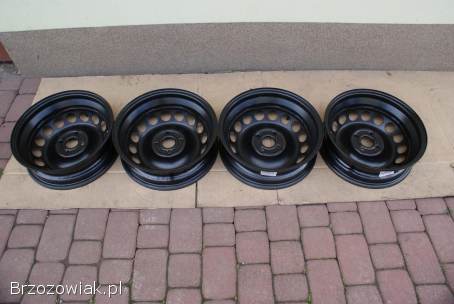 Felgi Stalowe TOYOTA Aygo II 4,  5JJx15 cali 4x100x54,  1 ET35 jak nowe.