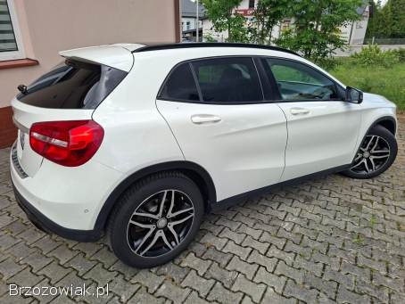 Mercedes-Benz GLA Benzyna 1.  6 2014