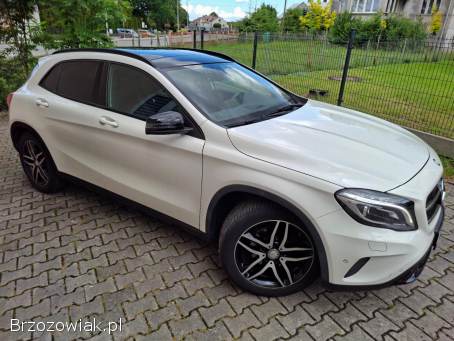 Mercedes-Benz GLA Benzyna 1.  6 2014