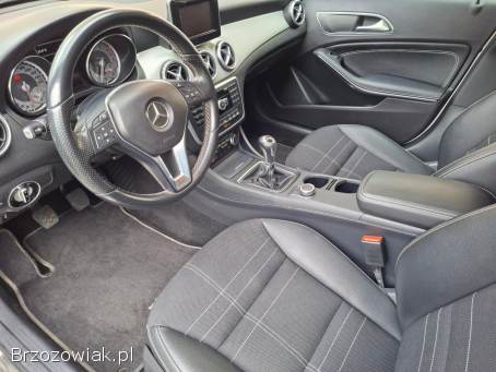 Mercedes-Benz GLA Benzyna 1.  6 2014