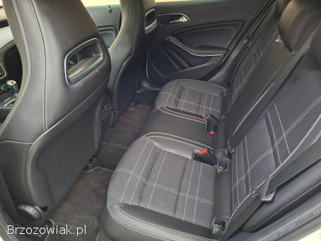 Mercedes-Benz GLA Benzyna 1.  6 2014