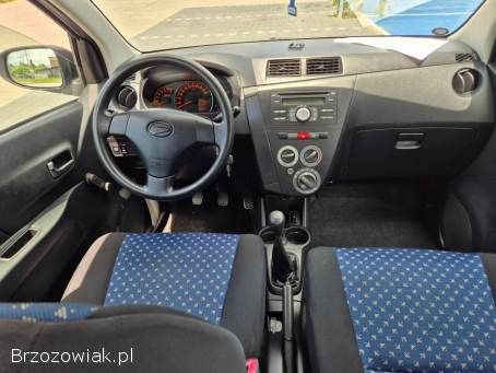 Daihatsu Cuore 1.  0 Benzyna 2009