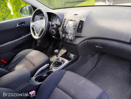 Hyundai i30 1.  6 CRDI Klima 2007