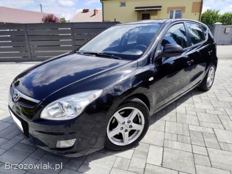 Hyundai i30 1.  6 CRDI Klima 2007