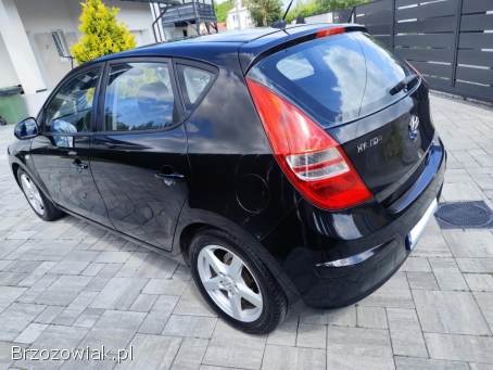 Hyundai i30 1.  6 CRDI Klima 2007