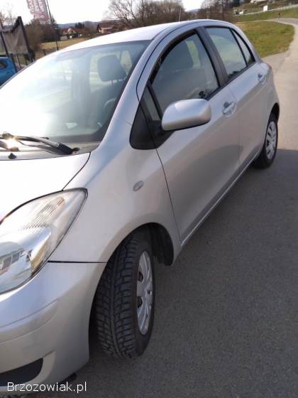 Toyota Yaris 2 2010