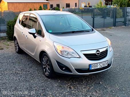 Opel Meriva 1.  4 benzyna  2011