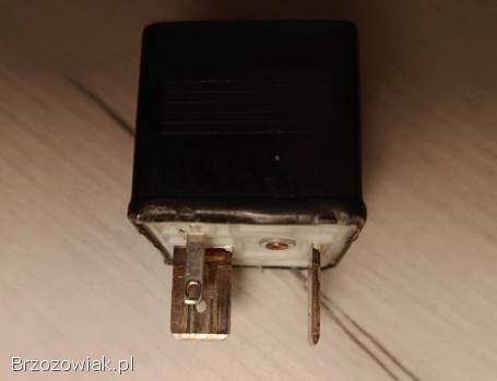 Przekaźnik świec żarowych 211 Audi 80 B4