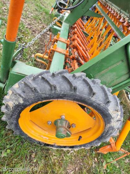 Siewnik Amazone DL 275