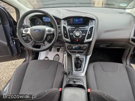 Ford Focus 1.  6benz TITANIUM 2011