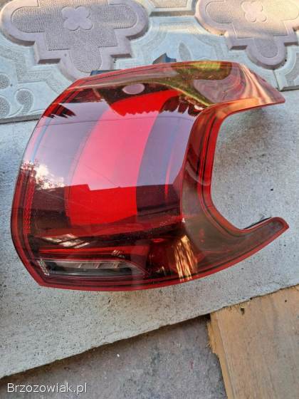 Lampy tył peugeot 2008