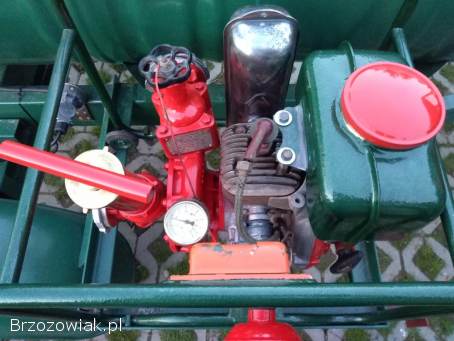 Beczkowóz ogrodowy do nawadniana ogrodu,  sadu motopompa ogrodowa yanmar kubota