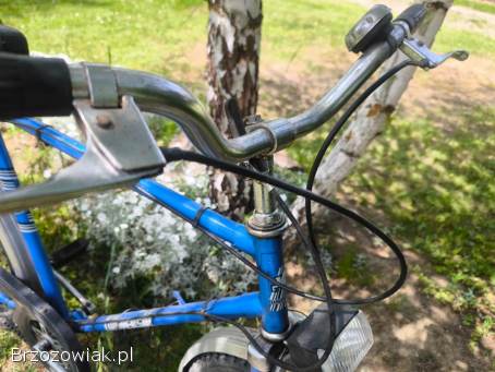 Rower trekkingowy Uniwersal na kołach 26