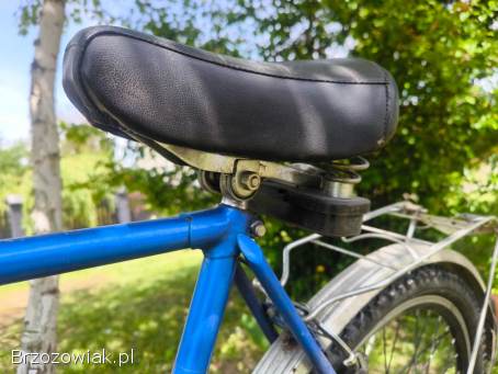 Rower trekkingowy Uniwersal na kołach 26