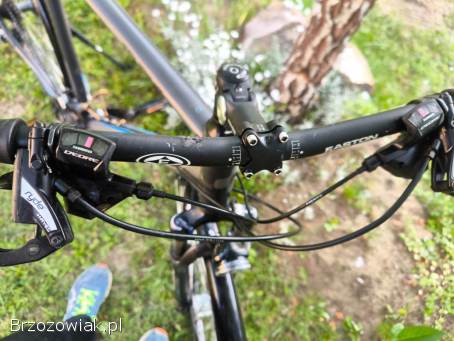 Rower trekkingowy Cube Touring 28